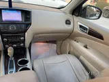 Nissan Pathfinder SV